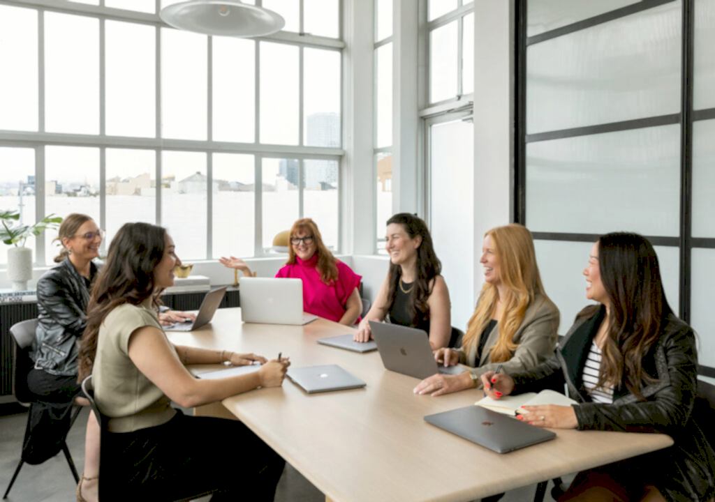 Team of all women interior designers San Francisco. Luxury residential interior design services SF Bay Area, Napa, Sonoma, California Wine country.